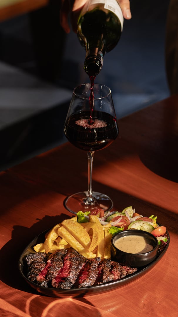 Tusk Grill & Bar — photo 3