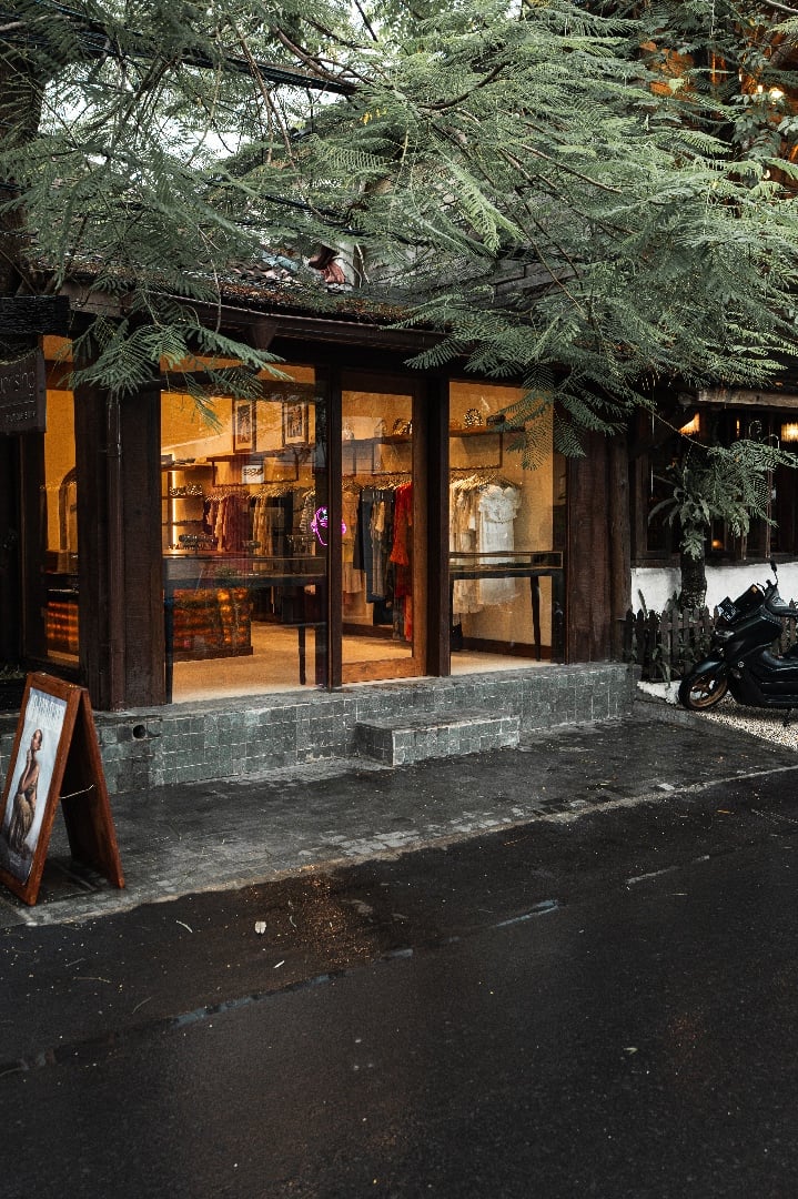 uprising_boutique — photo 5