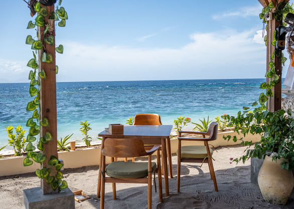 Plaza Marietta | Nusa Penida — photo 2