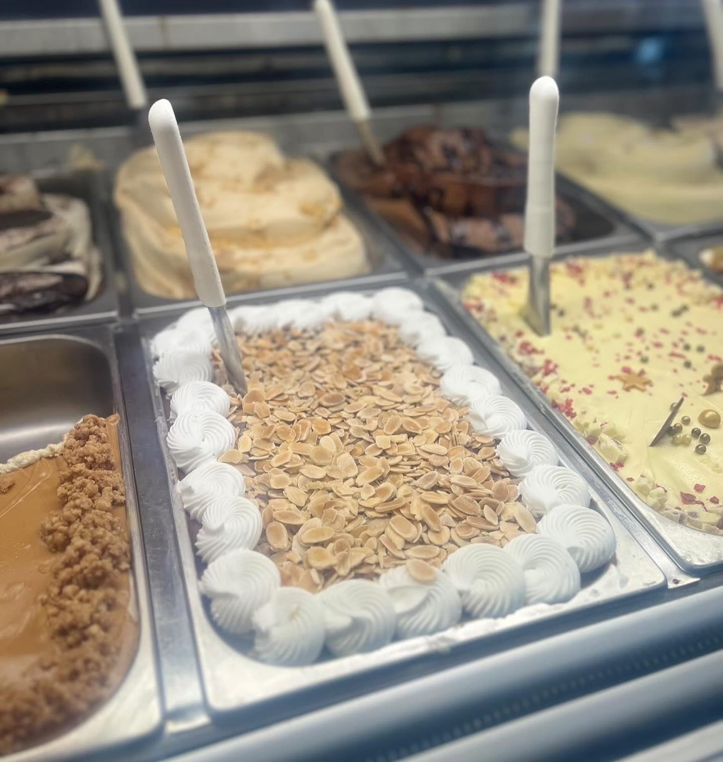 MENO ZERO GELATO & DESSERT BAR — photo 3