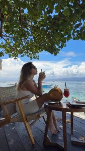 Instagram post by @meryagnetiasurbakti about PENIDA COLADA BEACH BAR • NUSA PENIDA