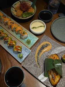 Instagram post by @oxfordingmyway about Mizu Japanese Izakaya Restaurant