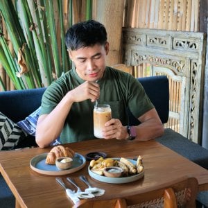 Instagram post by @dimin10 about onecafebali