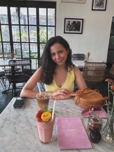 Instagram post by @mennataarekkkk about Coffee Cartel Bali