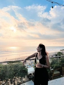 Instagram post by @nesyaadenisaa about Moonlite Rooftop Kitchen and Bar
