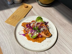 Instagram post by @itswindy19 about Terra Bali | Healthy Restaurant & Meal Plan